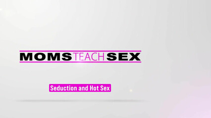 Лучшие сцены инцест секса с мачехой Veronica Leal от порно сайта Moms Teach Sex