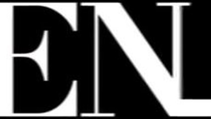 Стройную молодую модель натянули на большой черный член и выебали