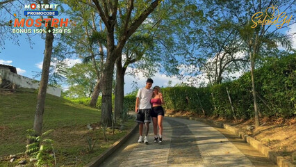 Похотливый муж изменяет жене с сексапильной молодой красоткой