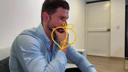 Хозяин квартиры возбудился и трахнул домработницу с красивым телом